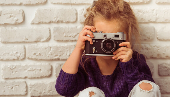 [Translate to Englisch:] Ansicht: Unsere Rechte in der Digitalen Welt Kapitel 3: Ausdruck, Identität und Kultur  