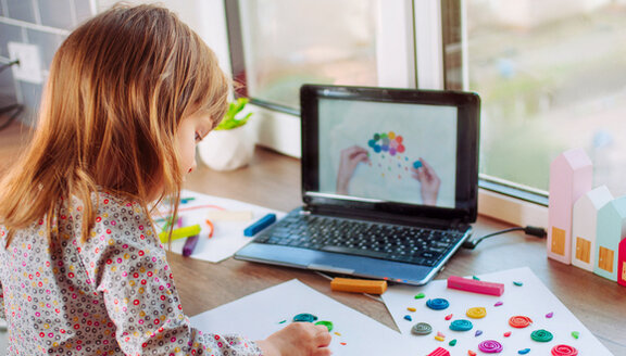 [Translate to Englisch:] Ansicht: Unsere Rechte in der Digitalen Welt Freizeit und Spiel  